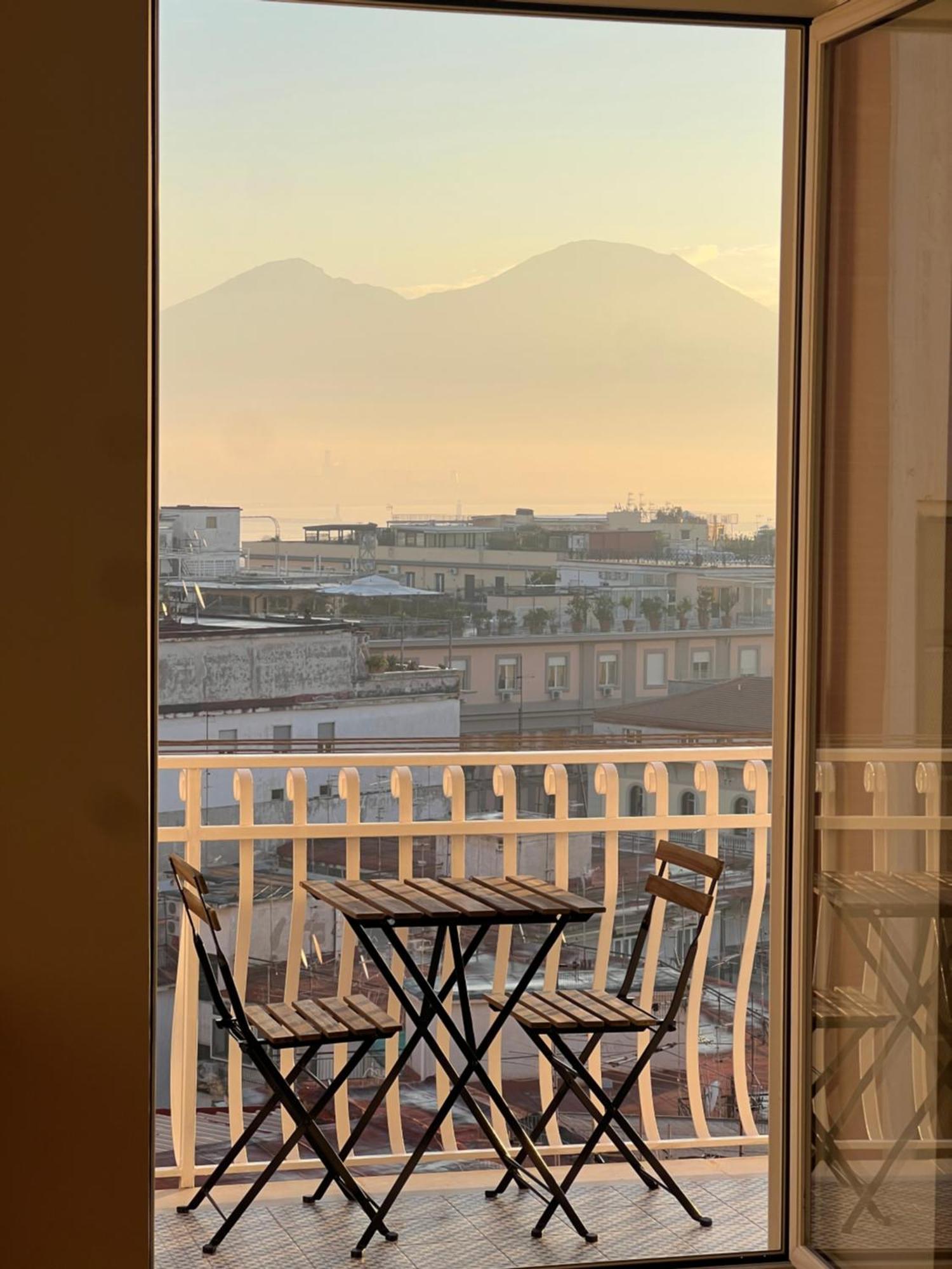 Gennarino Apartments - Panorama Suite With Balcony And Urban Loft Napoli Eksteriør bilde