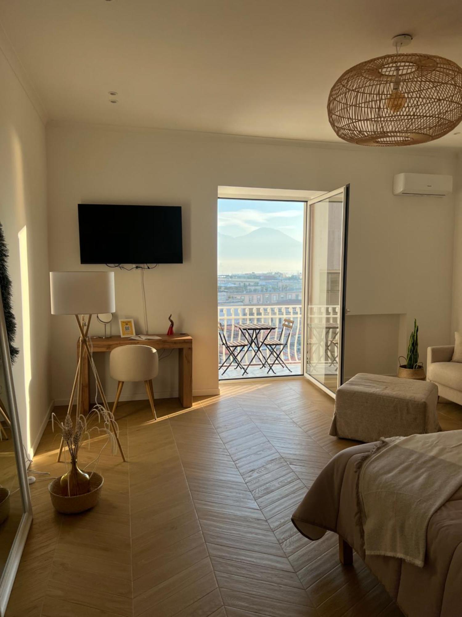 Gennarino Apartments - Panorama Suite With Balcony And Urban Loft Napoli Eksteriør bilde
