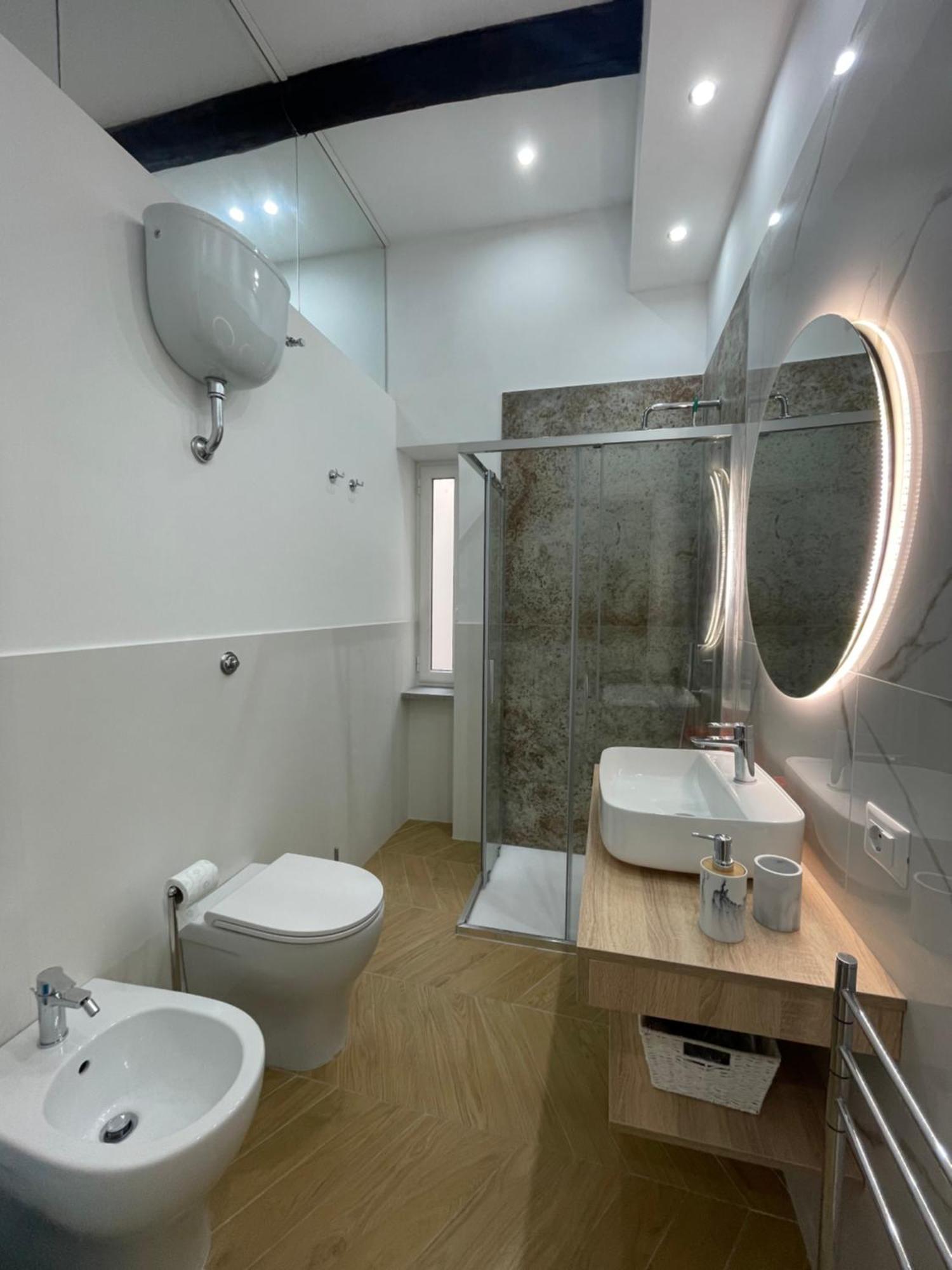 Gennarino Apartments - Panorama Suite With Balcony And Urban Loft Napoli Eksteriør bilde