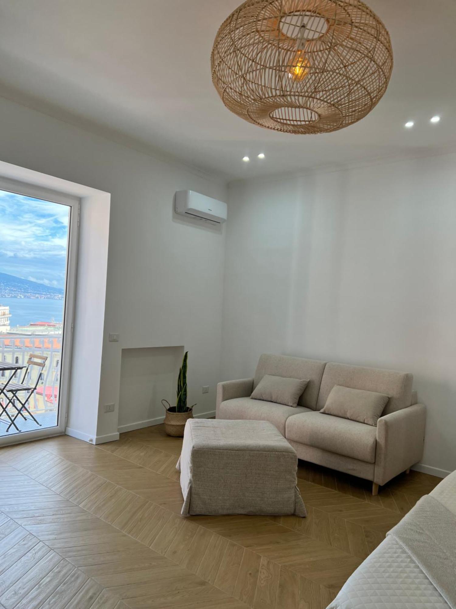Gennarino Apartments - Panorama Suite With Balcony And Urban Loft Napoli Eksteriør bilde