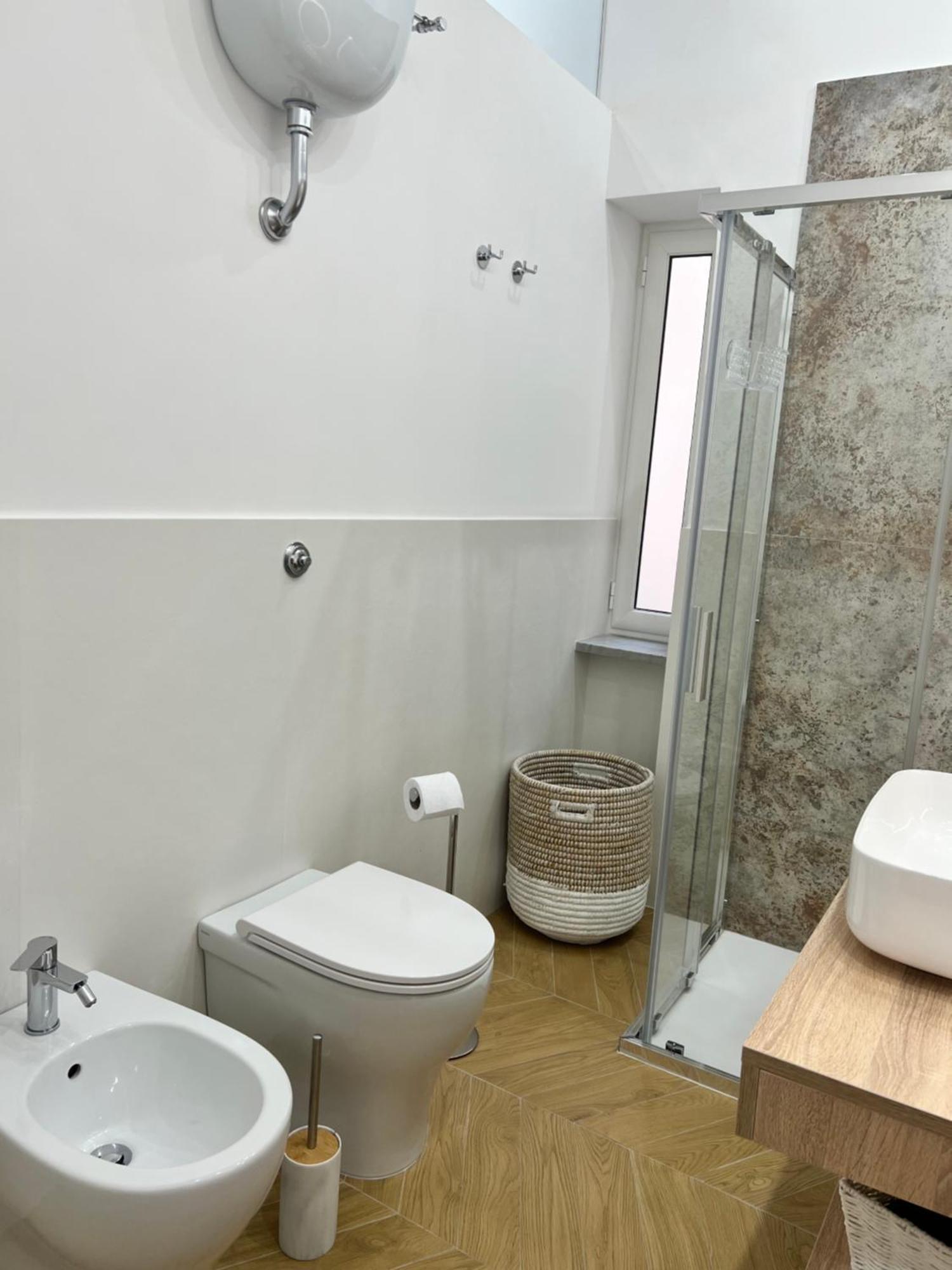 Gennarino Apartments - Panorama Suite With Balcony And Urban Loft Napoli Eksteriør bilde