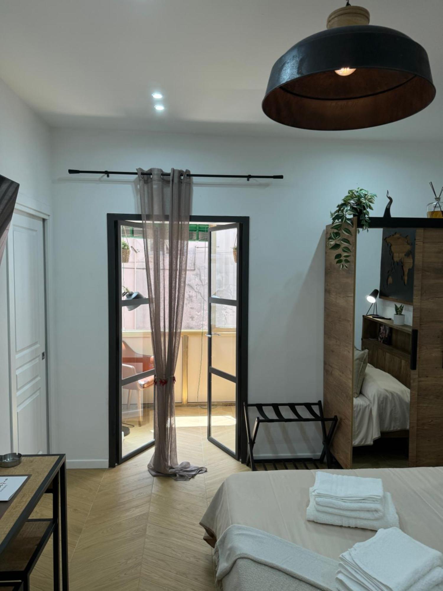 Gennarino Apartments - Panorama Suite With Balcony And Urban Loft Napoli Eksteriør bilde